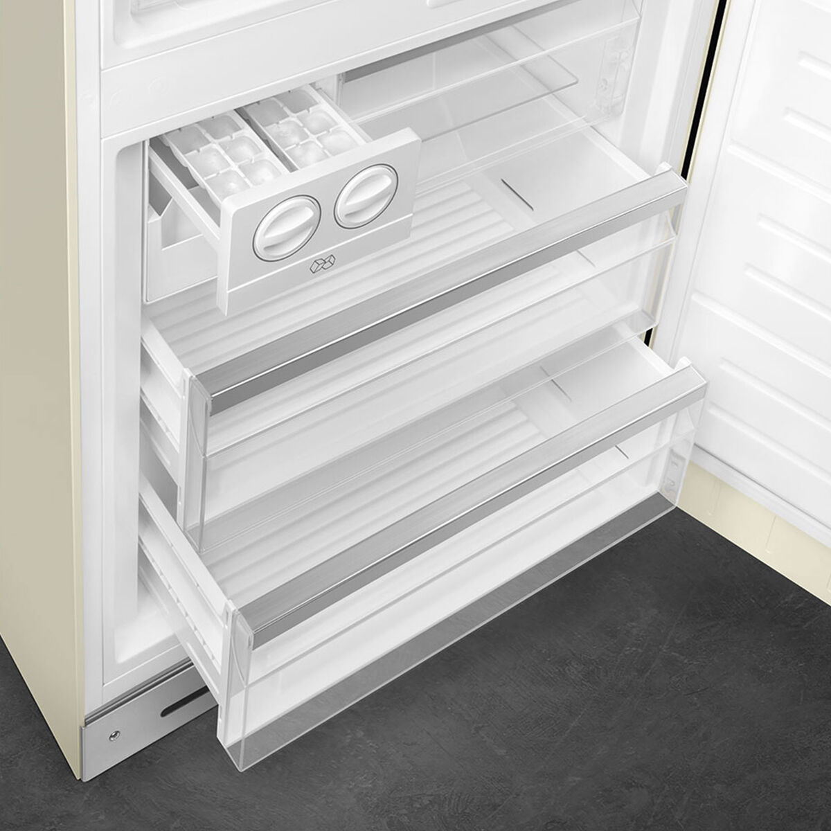 Smeg FAB38RCR6 högerhängd kyl/frys 70 cm, creme