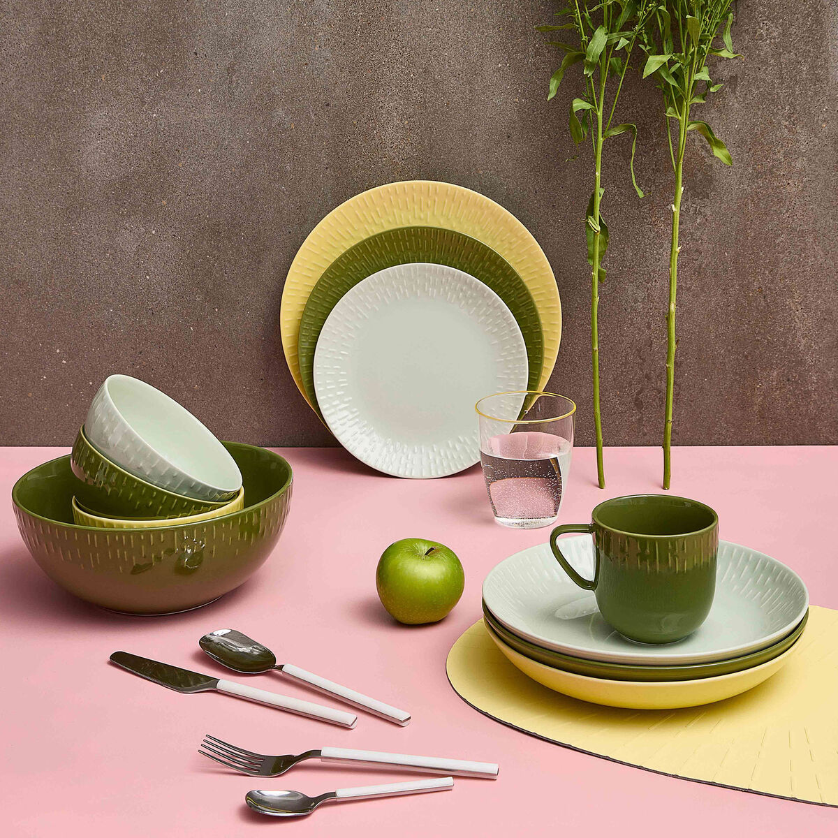 Confetti pastalautanen 23 cm, olive