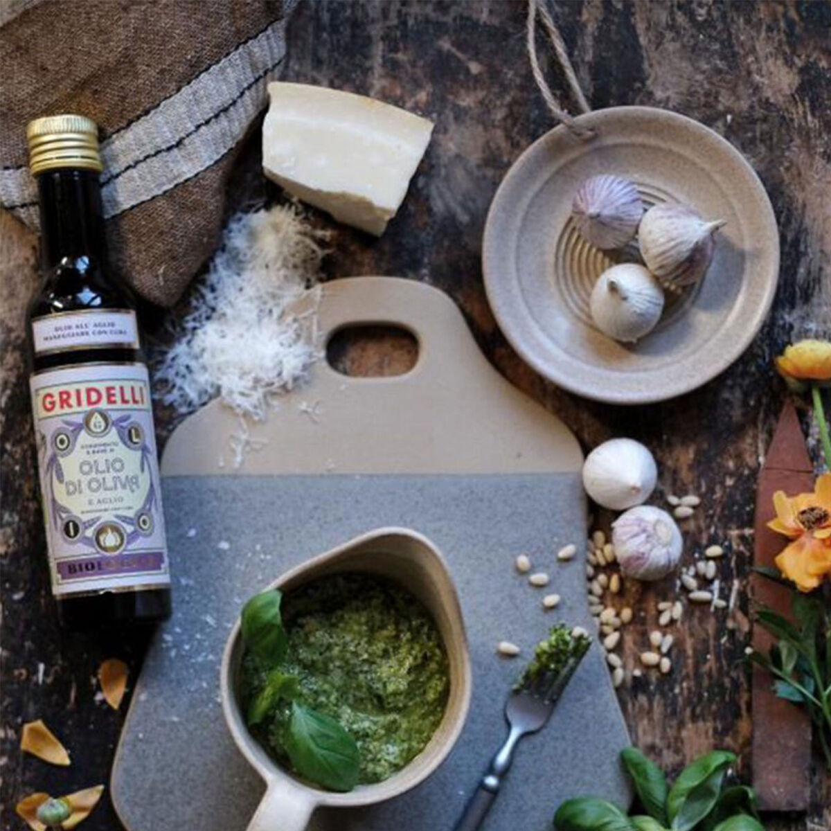 Gridelli Olio e aglio / Olivenolie m. hvidløg 250 ml