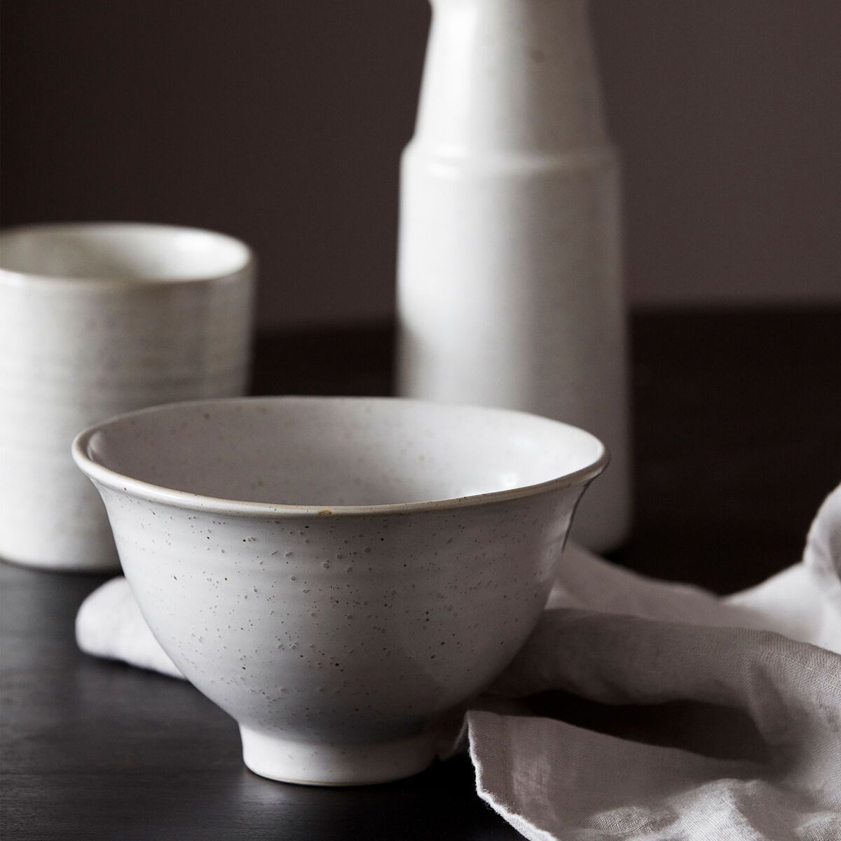 Pion skål, hvit/grå