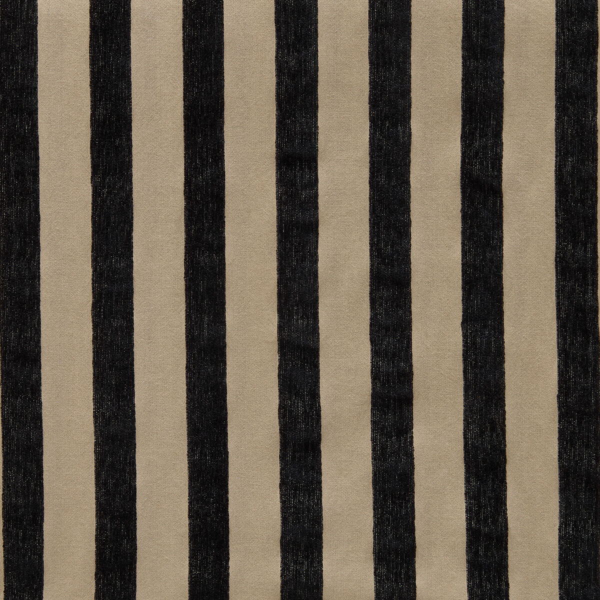 Florence duk 140×240 cm, svart/natur