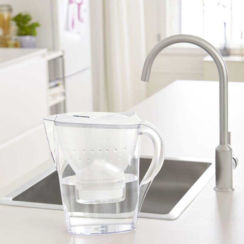 Marella vannfilterkanne, hvit