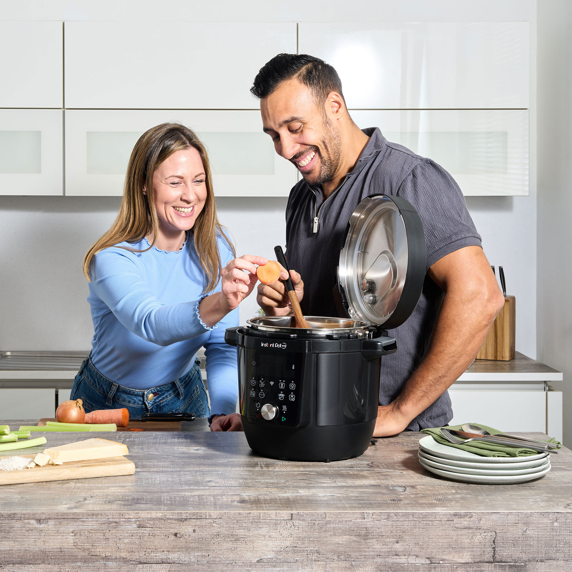 Pot Plus Wifi trykkoker 9-i-1, 5,7 liter