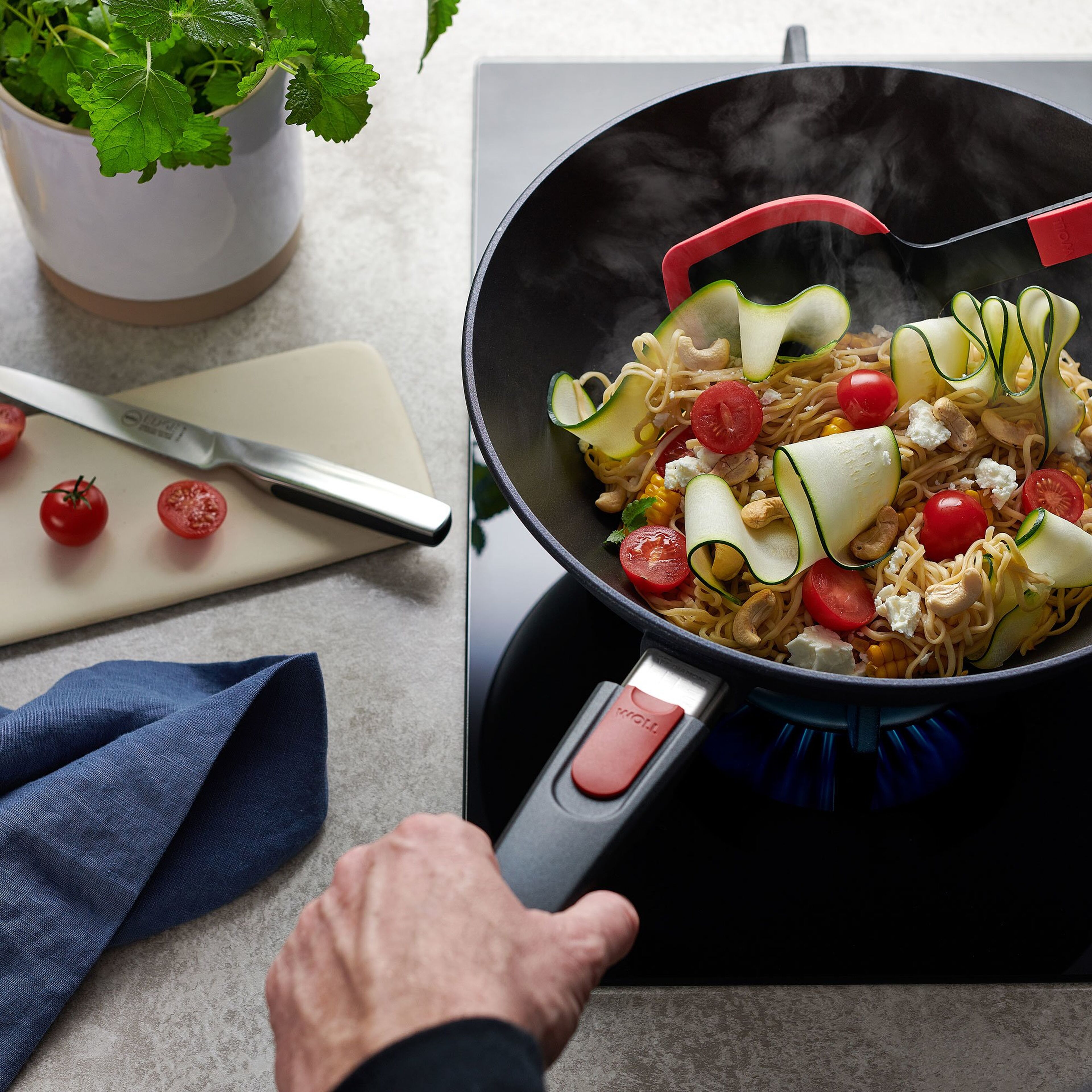 woll-diamond-lite-wok-30-cm-aftageligt-haandtag-46202907-48766-2