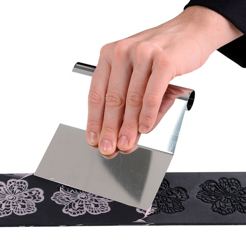 Stål deigskrape 12 x 12 cm.