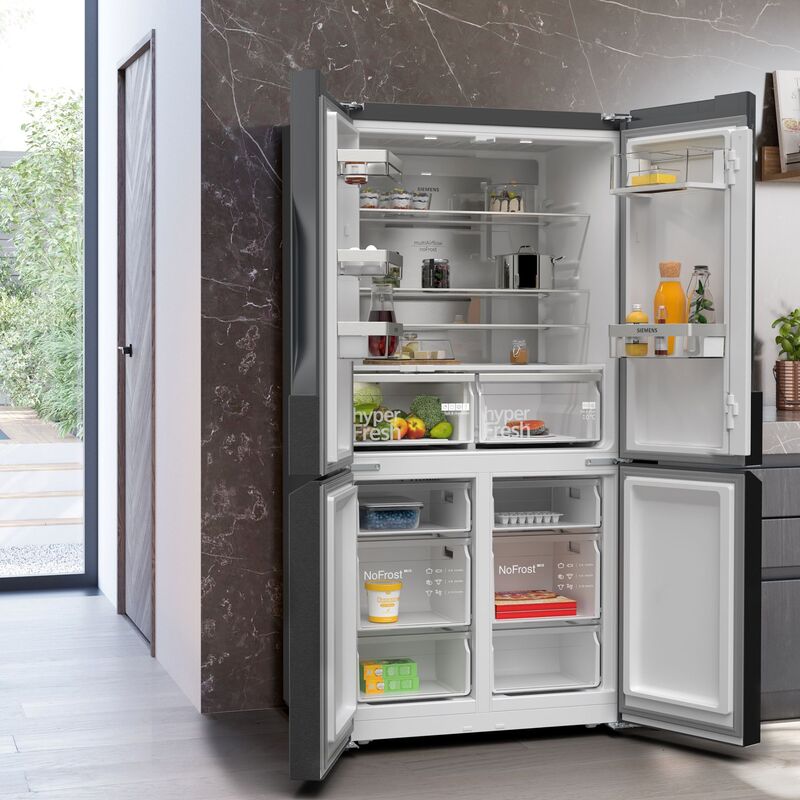 KF96NAXEA iQ300 frittstående kjøle-/fryseskap 183x90 cm, black steel