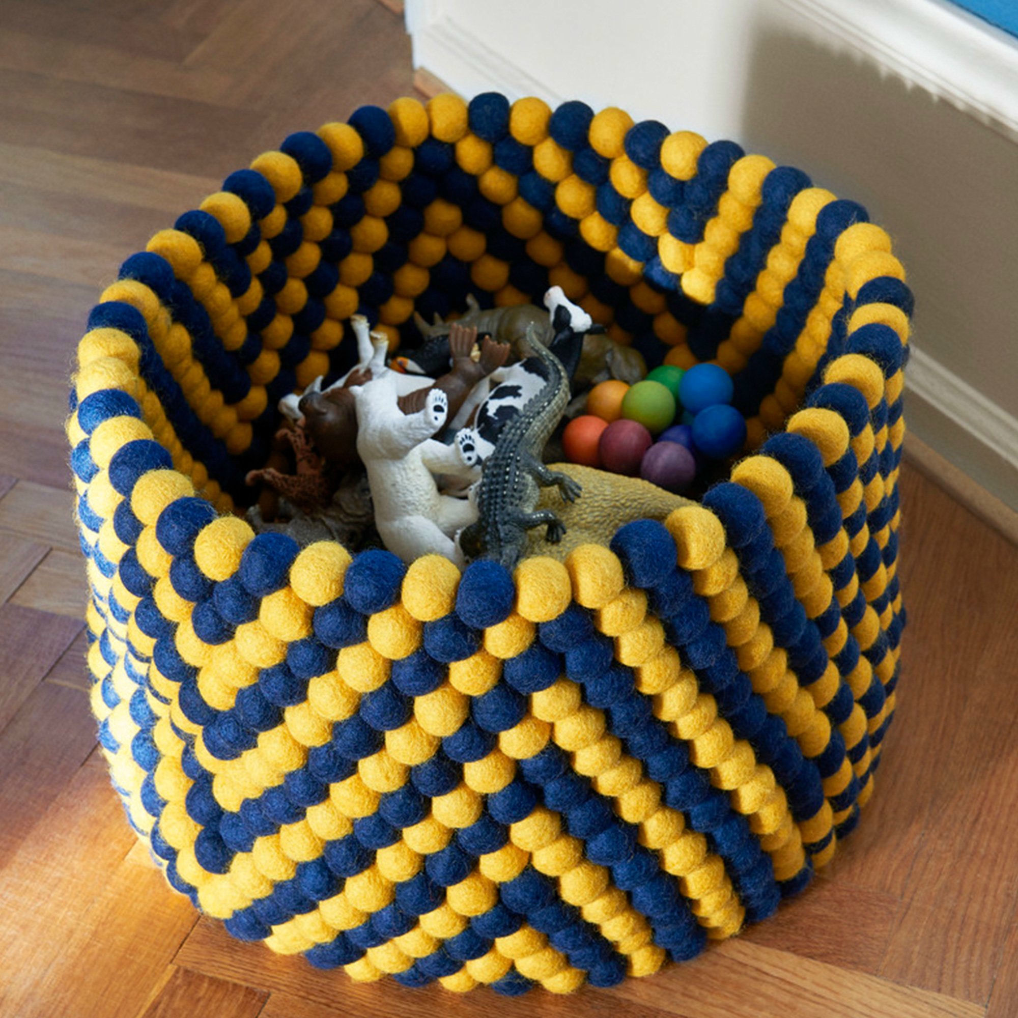 Alternativ bild 1 för HAY Bead förvaringskorg, yellow chevron