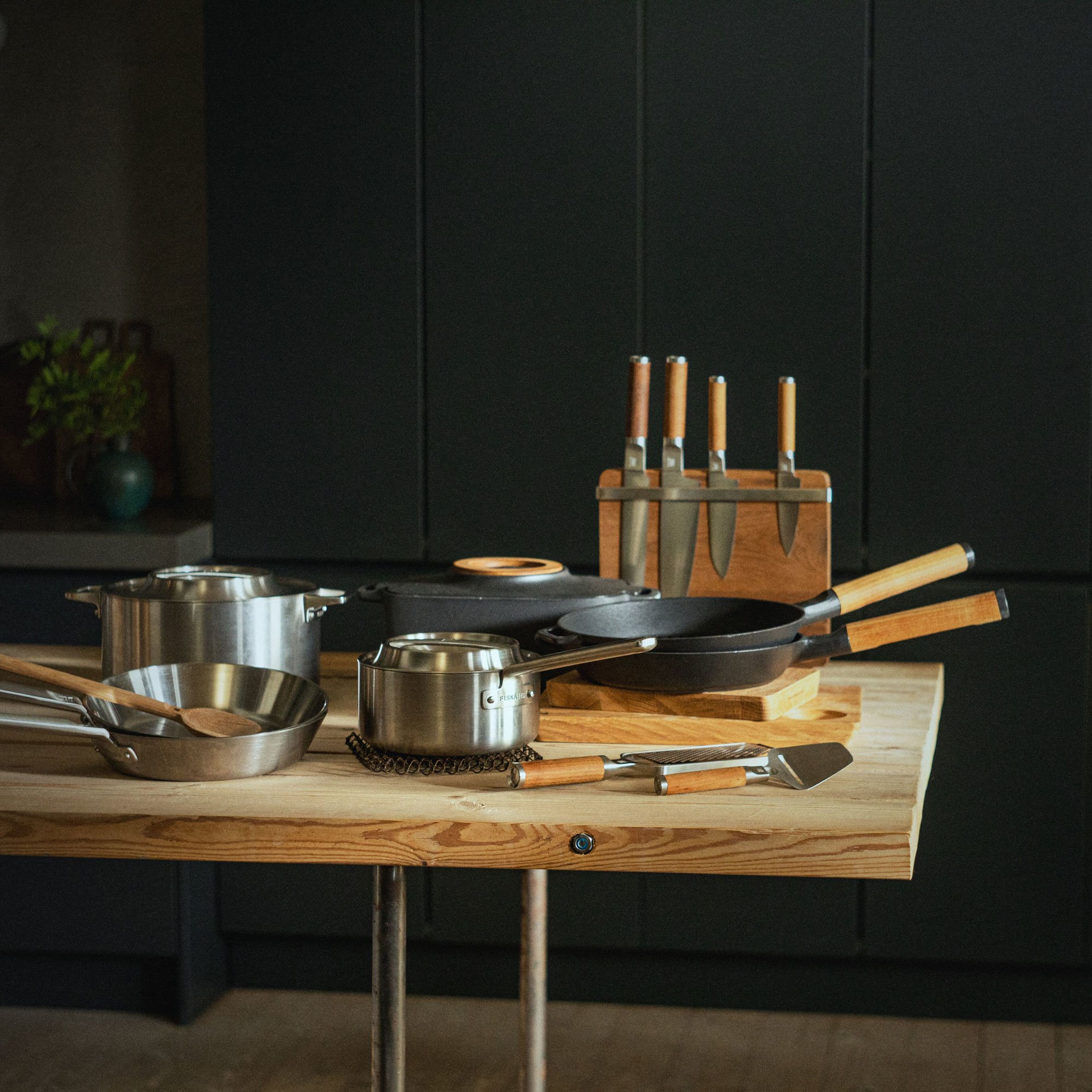 fiskars-norden-ovnpande-28-cm-1067635-63433-5