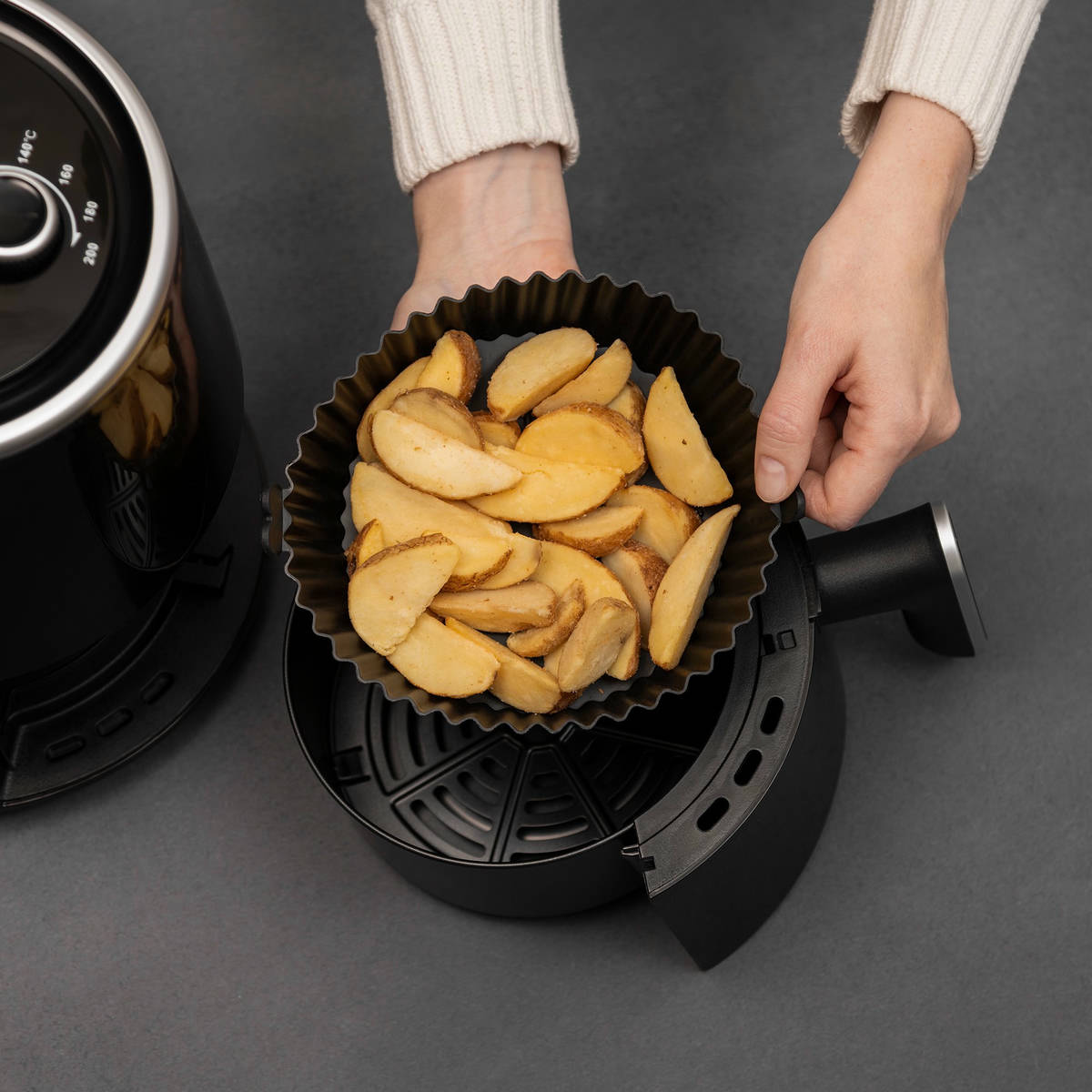 Silikoneform til airfryer 18,5x14,5 cm, sort