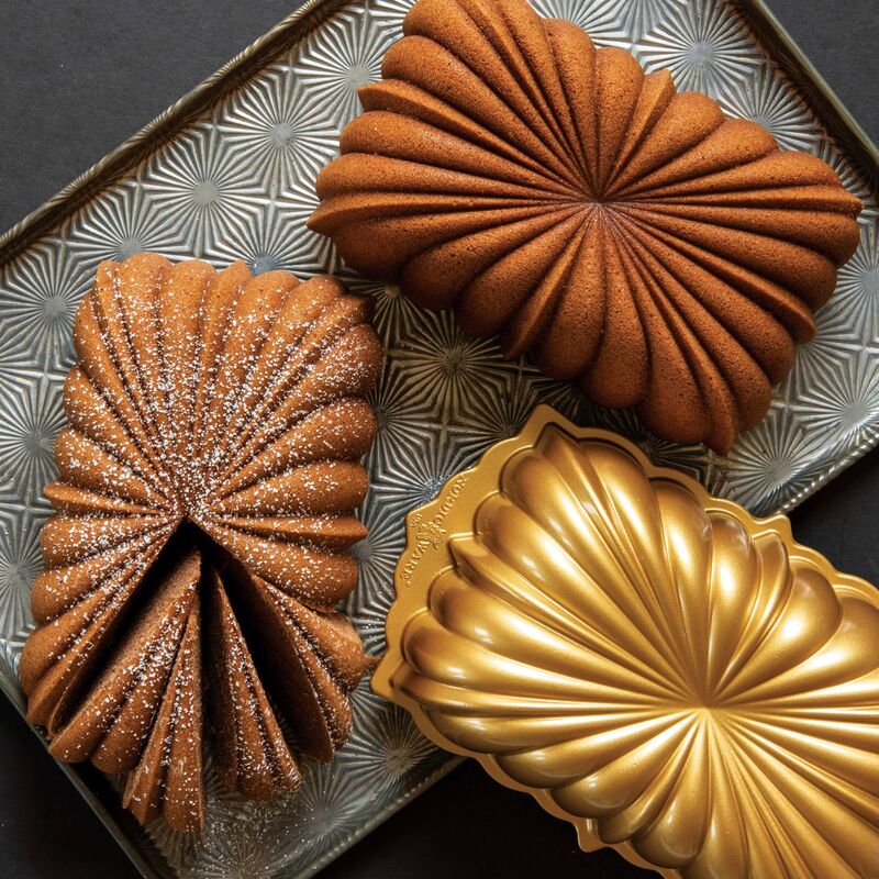 Classic poimutettu kakkuvuoka