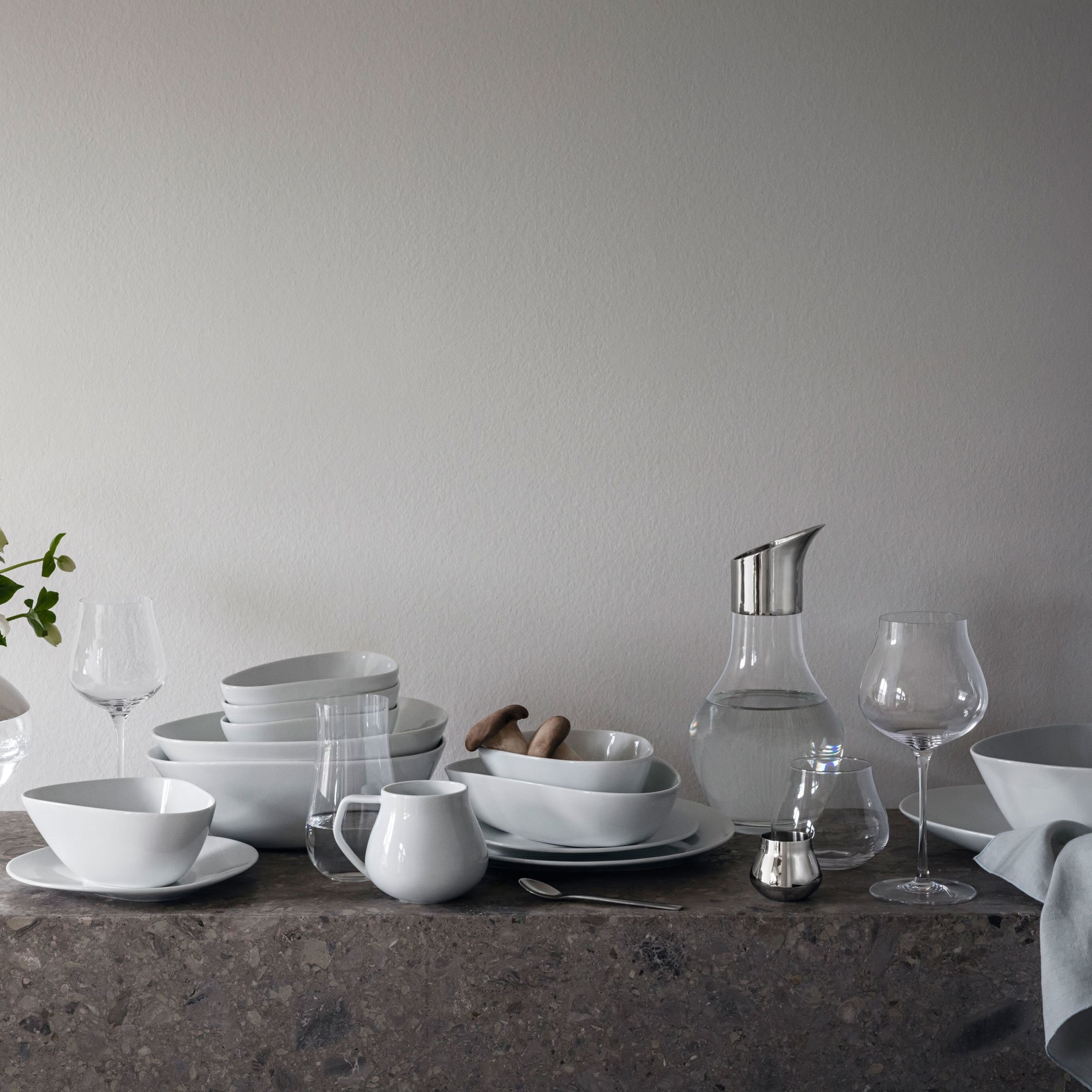 georg-jensen-sky-skaal-17-6-cm-10019198-48247-4