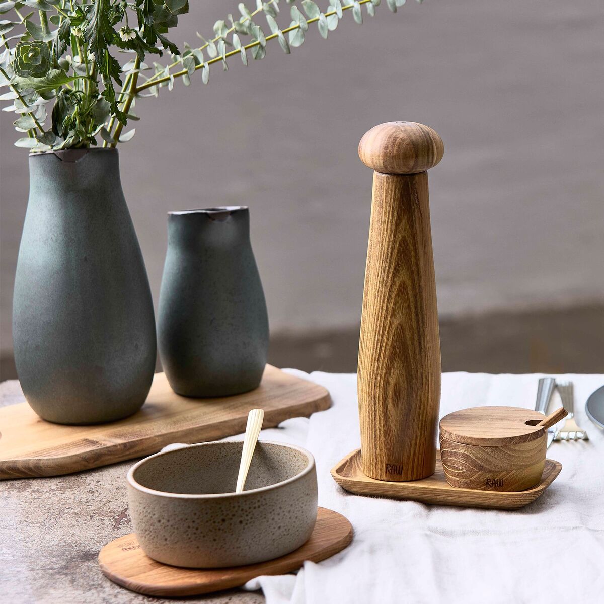 Aida RAW Kvarnset tall, teak