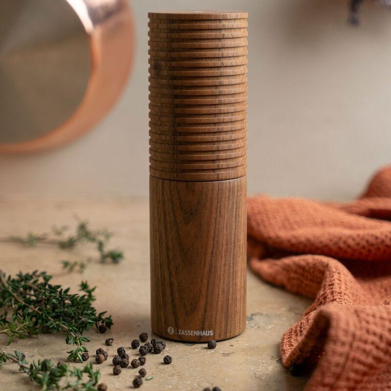 Suolamylly 18 cm, saksanpähkinä