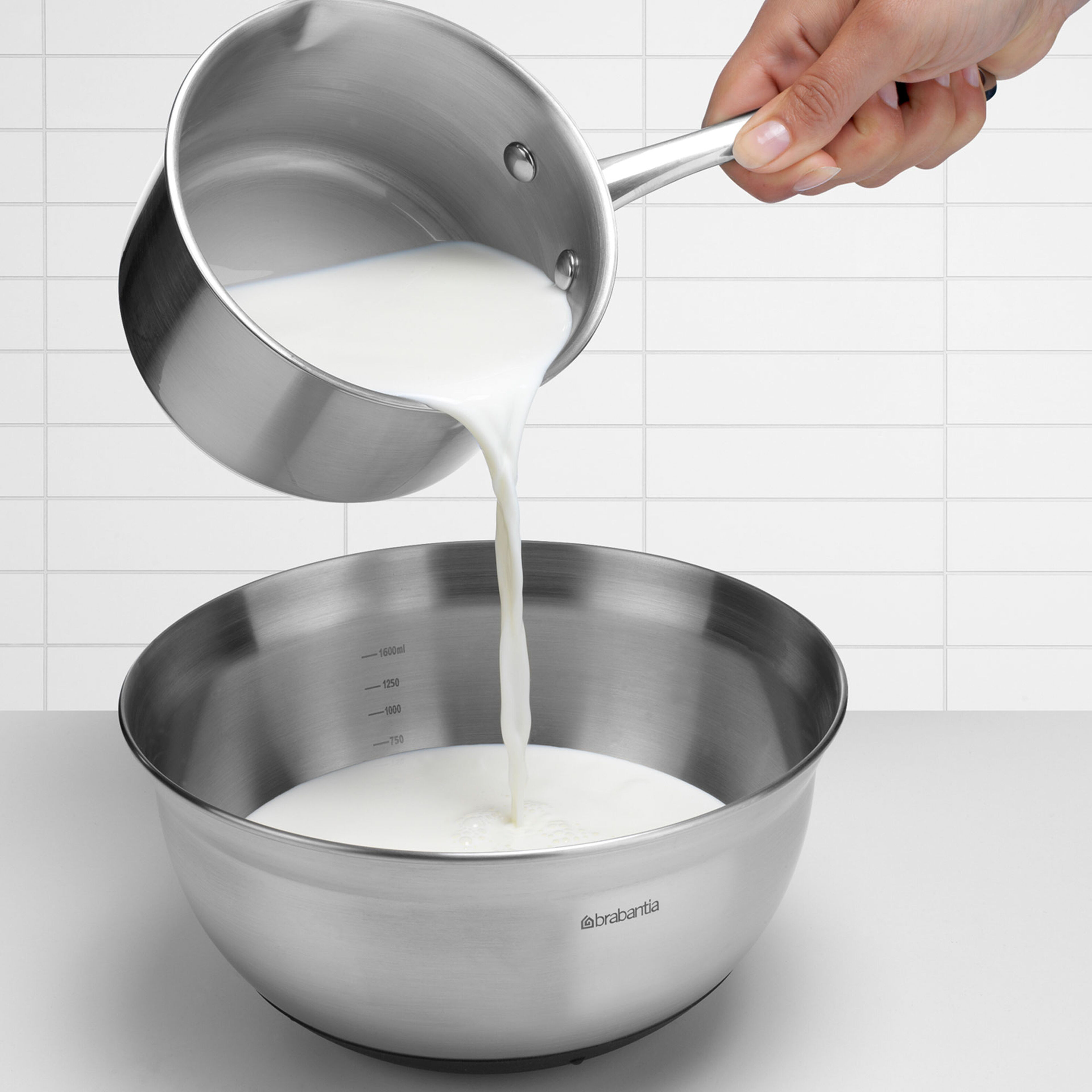 Profile bakebolle 1,6 liter, stål