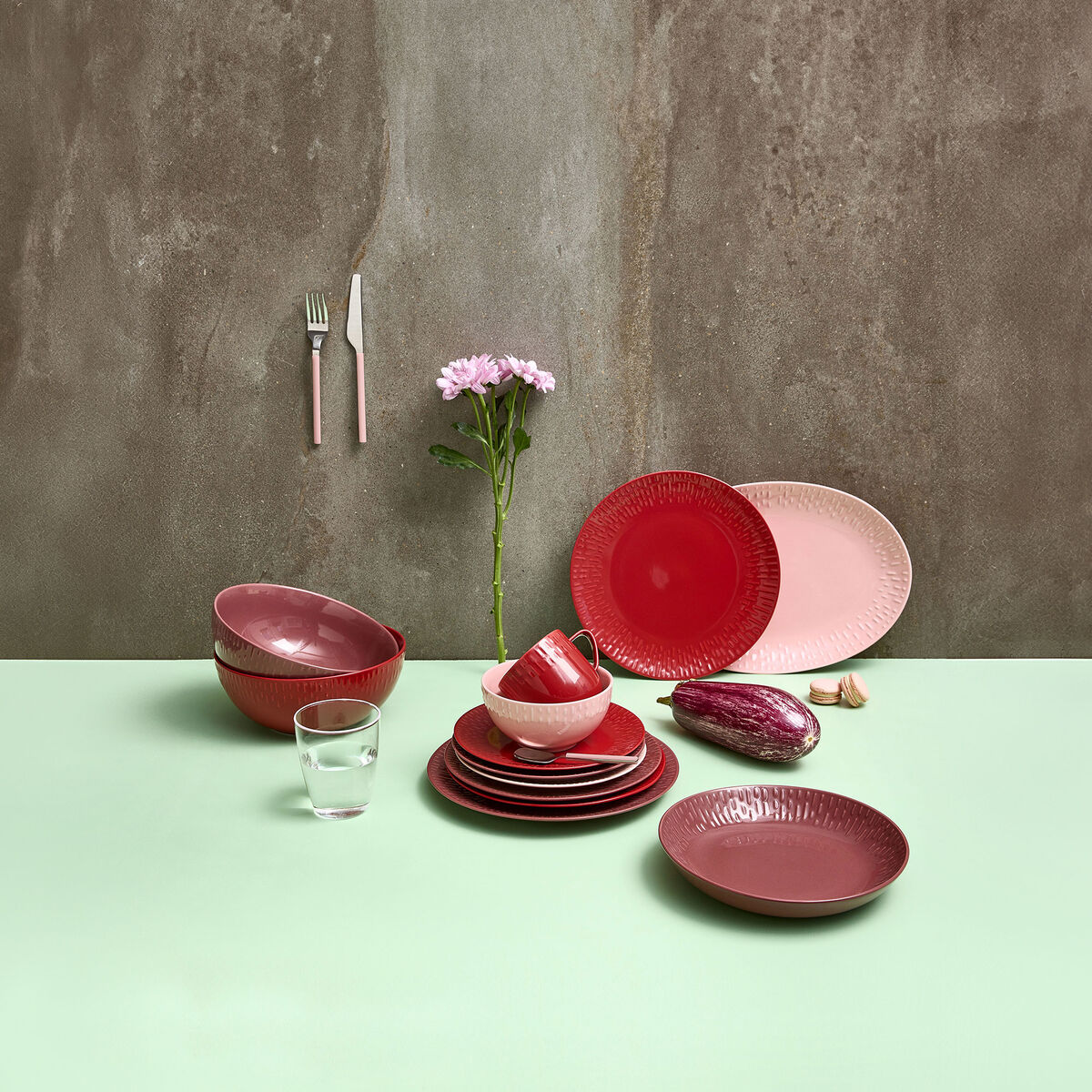 Confetti tallerken 24 cm, bordeaux