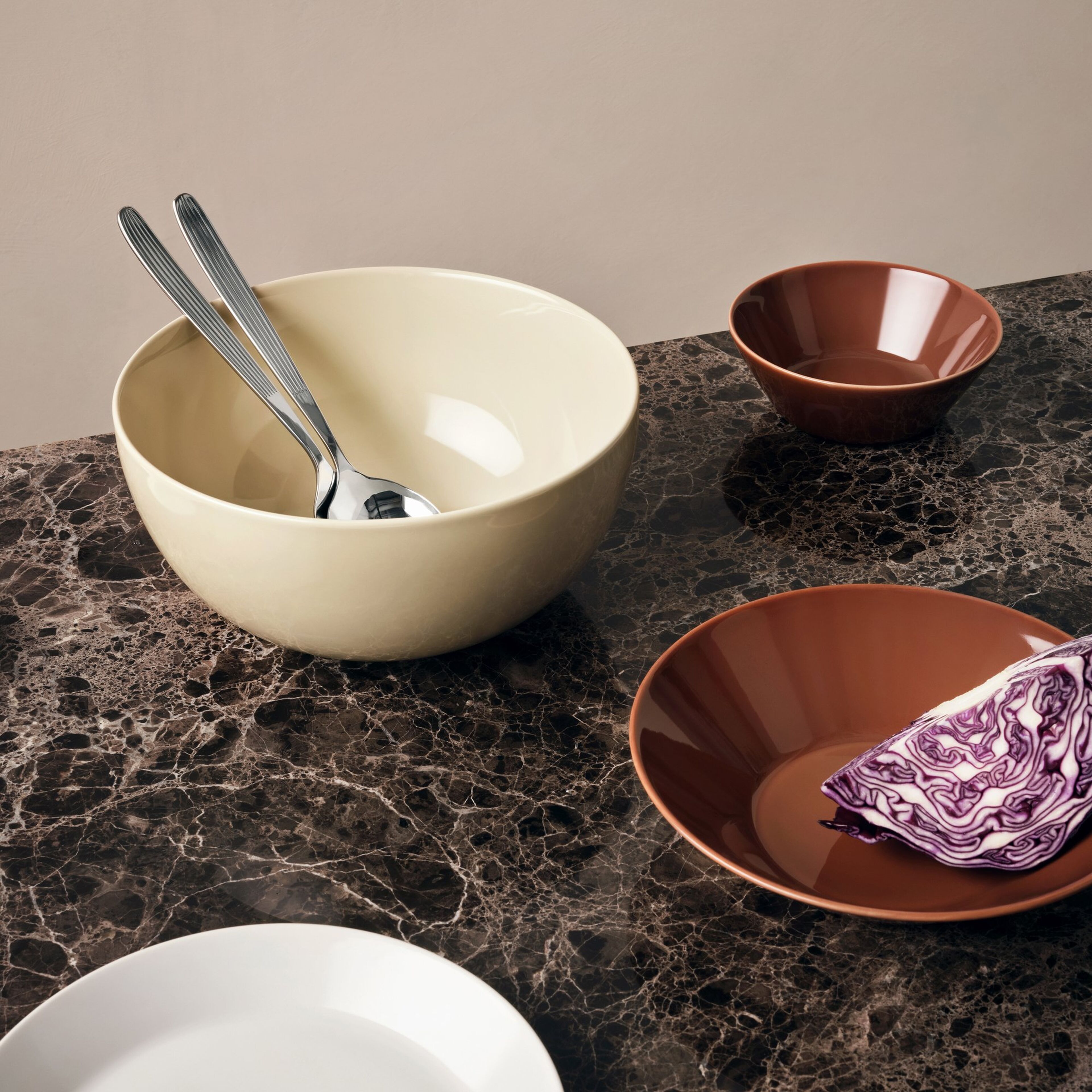 iittala-teema-skaal-3-4-liter-linen-1062242-51944-2