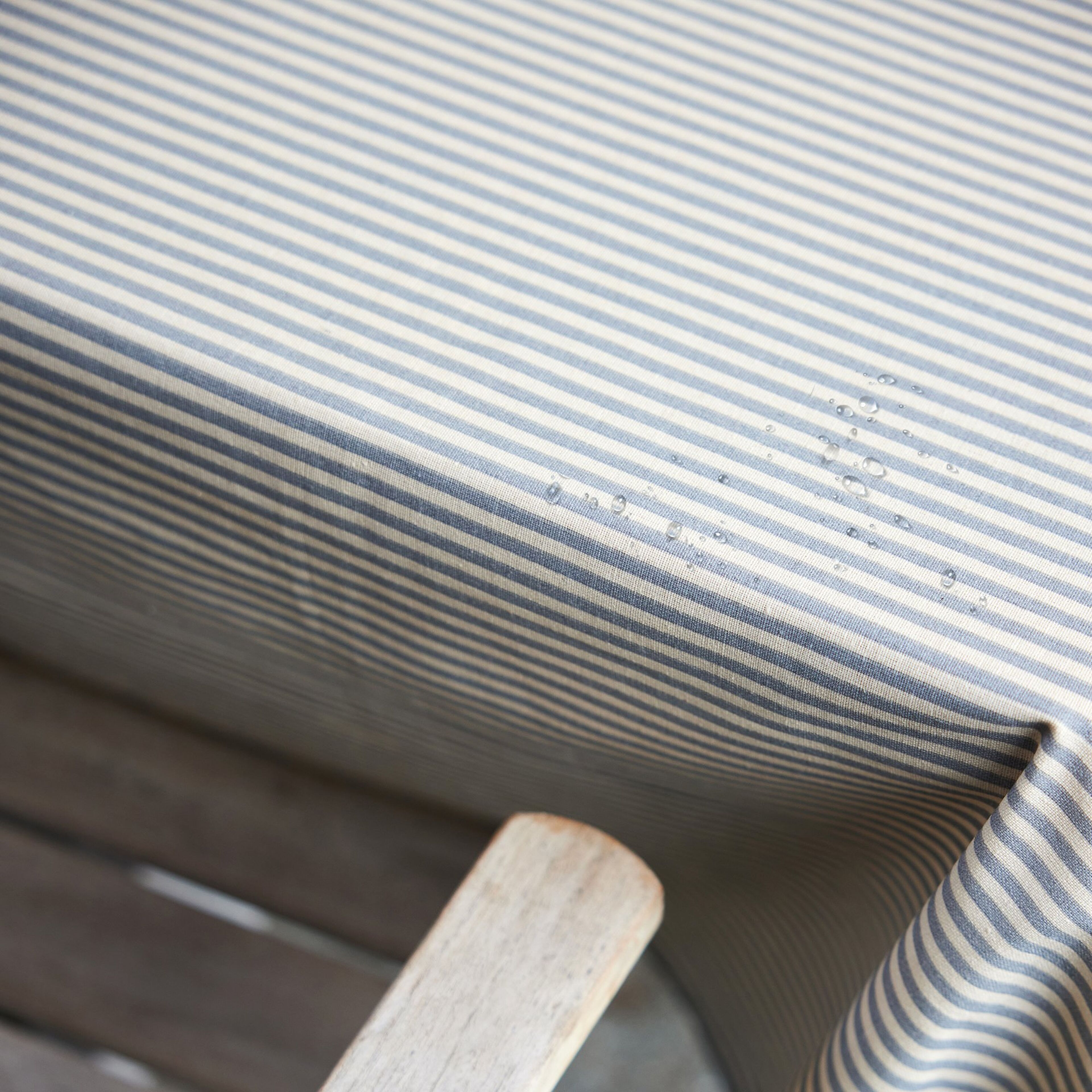 sagaform-ella-voksdug-150x250-cm-graa-beige-5018484-62995-5