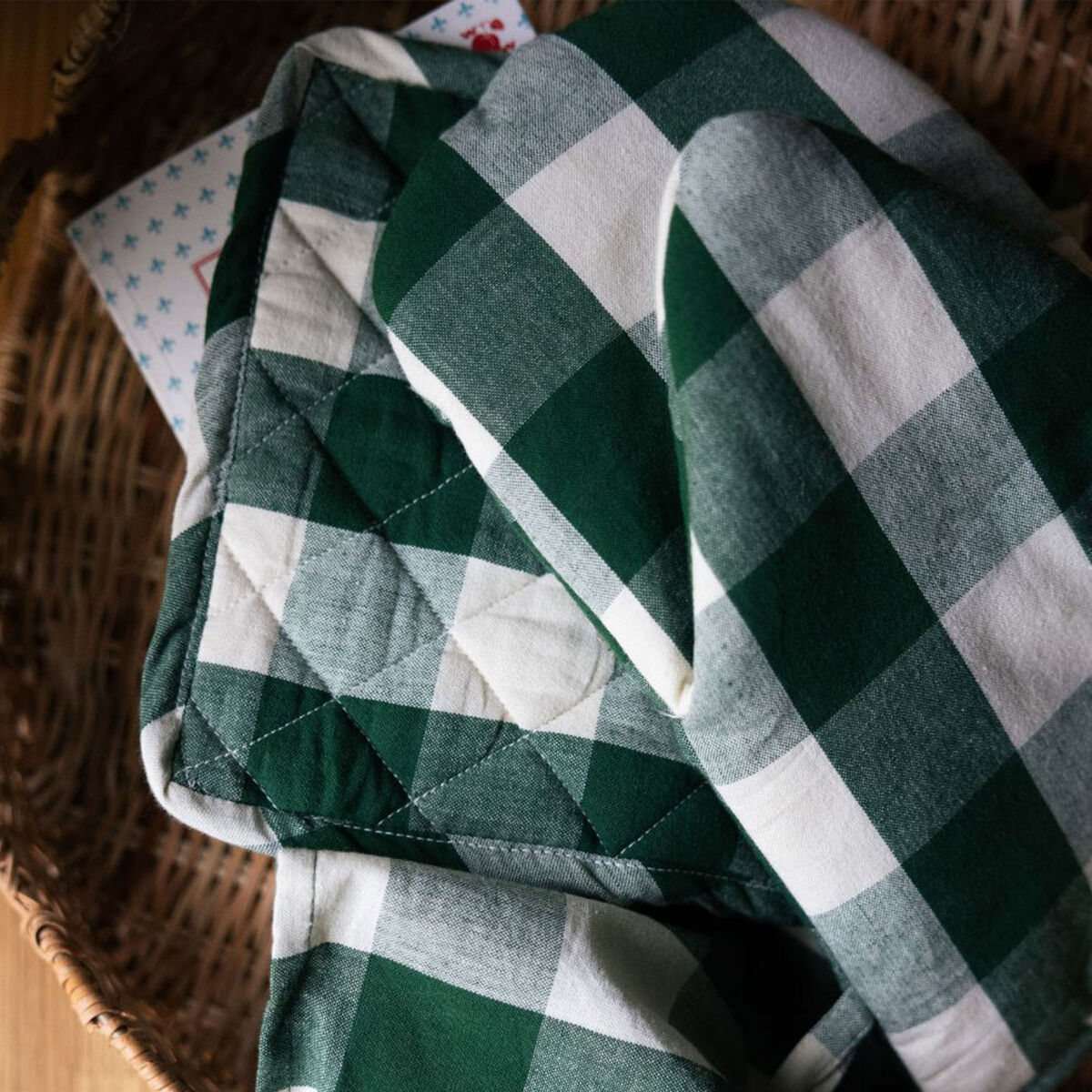 Elsa gryteklut 20 × 20 cm, grønn/beige