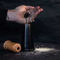 Gurken salt- och pepparkvarn M, svart/brun