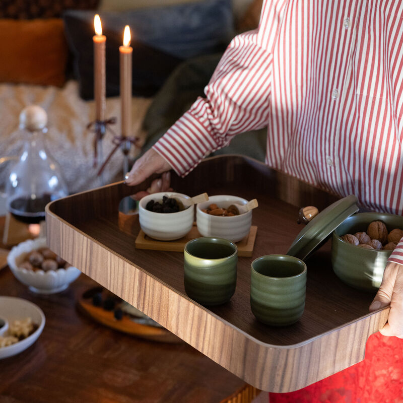 Hanna tarjotin iso, ruskea