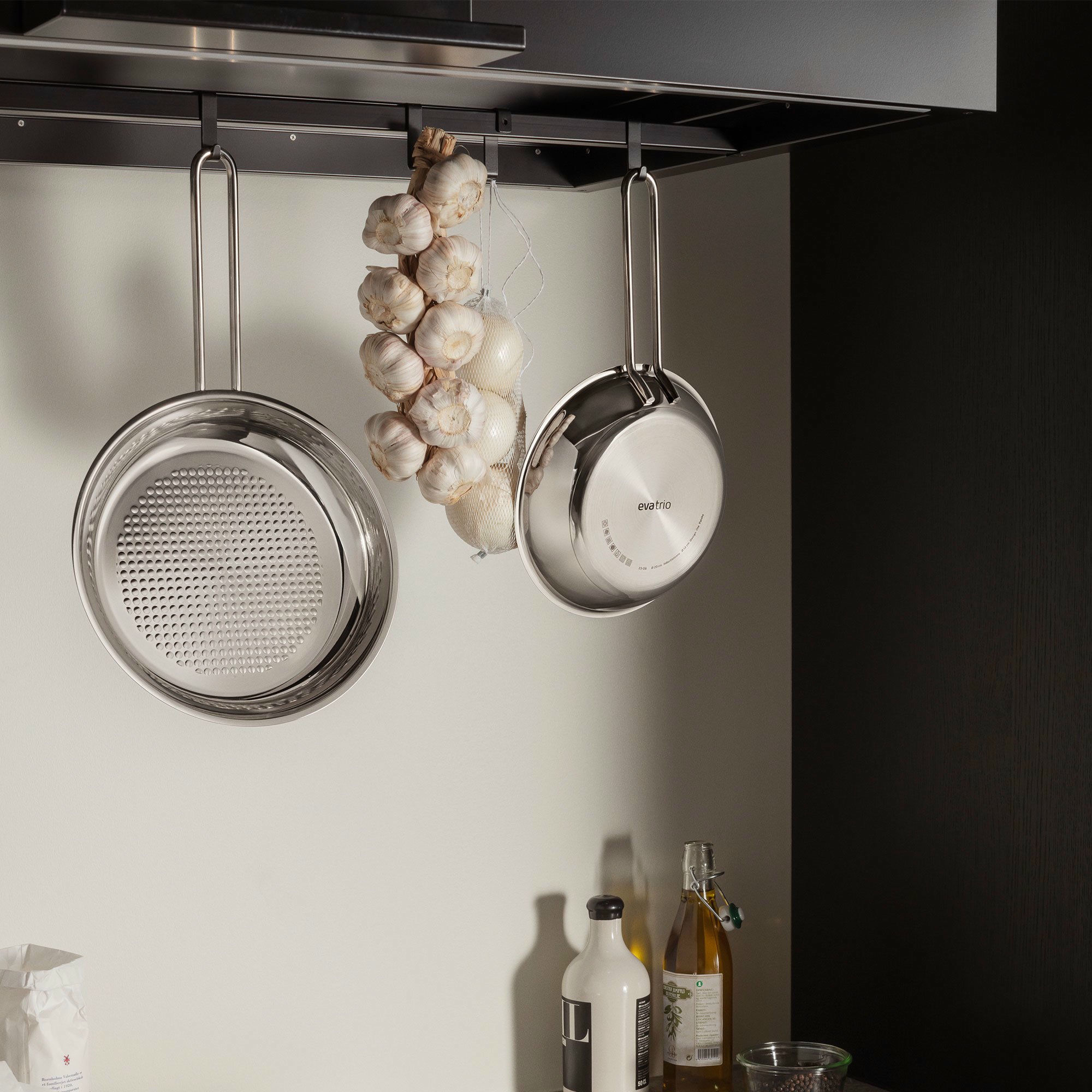 Alternativ bild 1 för Eva Trio Honeycomb stekpanna 24 cm, rostfritt stål