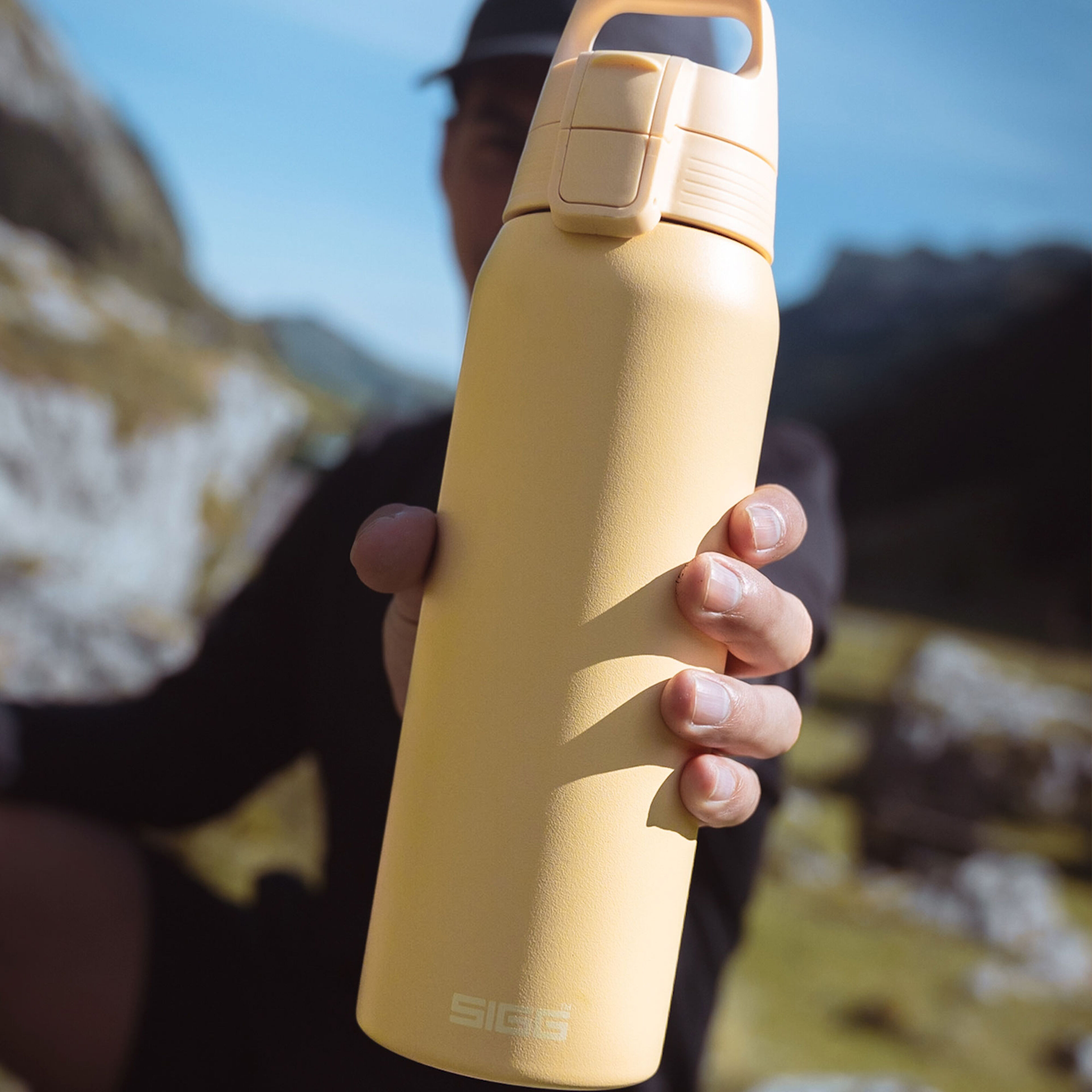 SIGG Shield Therm ONE termosflaska 0,75 liter, optimistic yellow