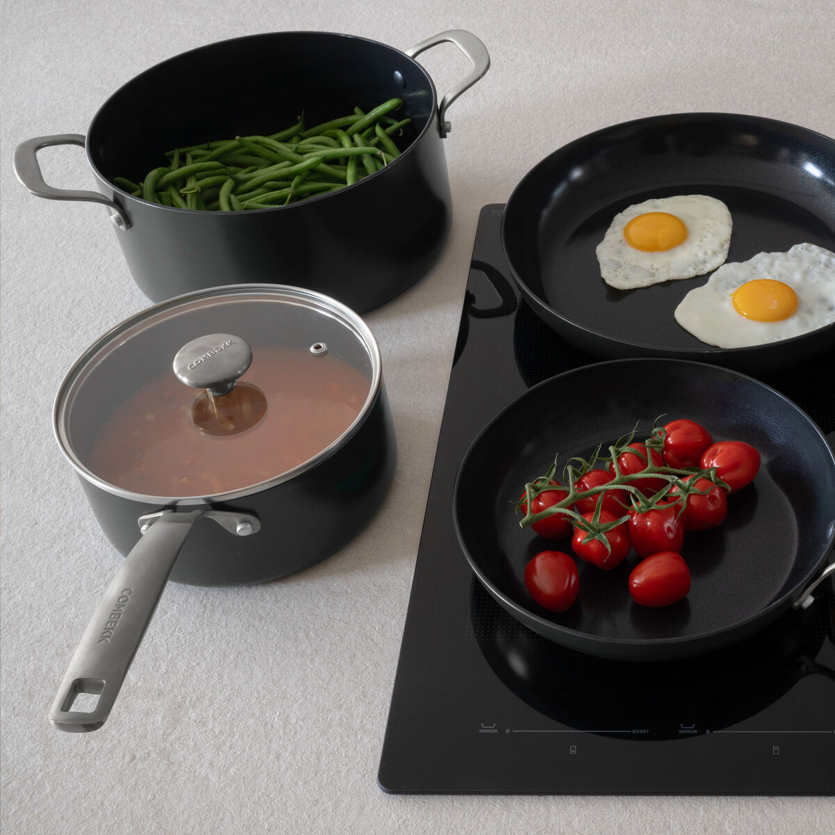 Combekk Kasserolle med stålhåndtag Ø18 cm 1,9 liter, sort