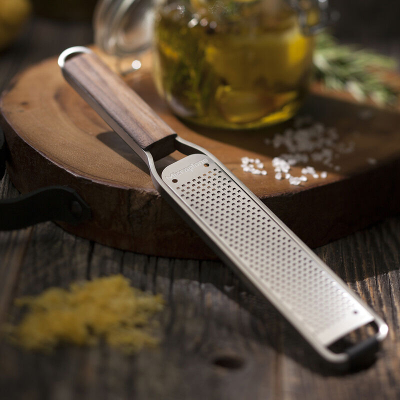 Master Zester Rivjern