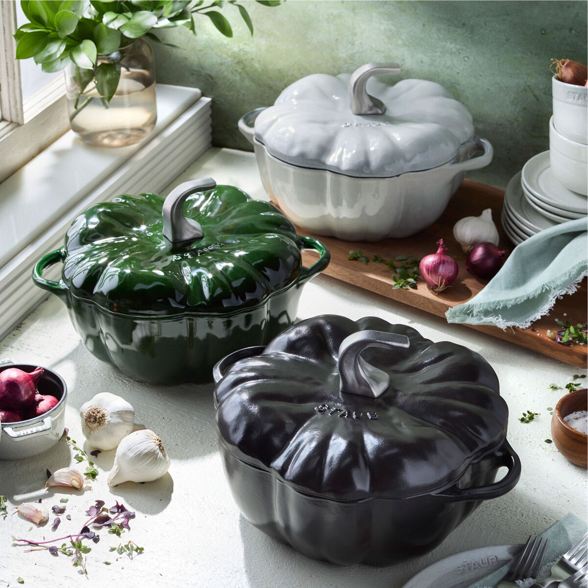 La Cocotte Græskar støbejernsgryde 24 cm / 3,5 liter, sort