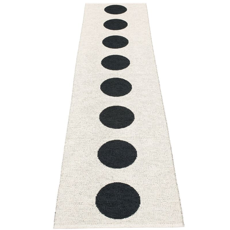 Matta Vera, 70 x 300 cm, black/vanilla