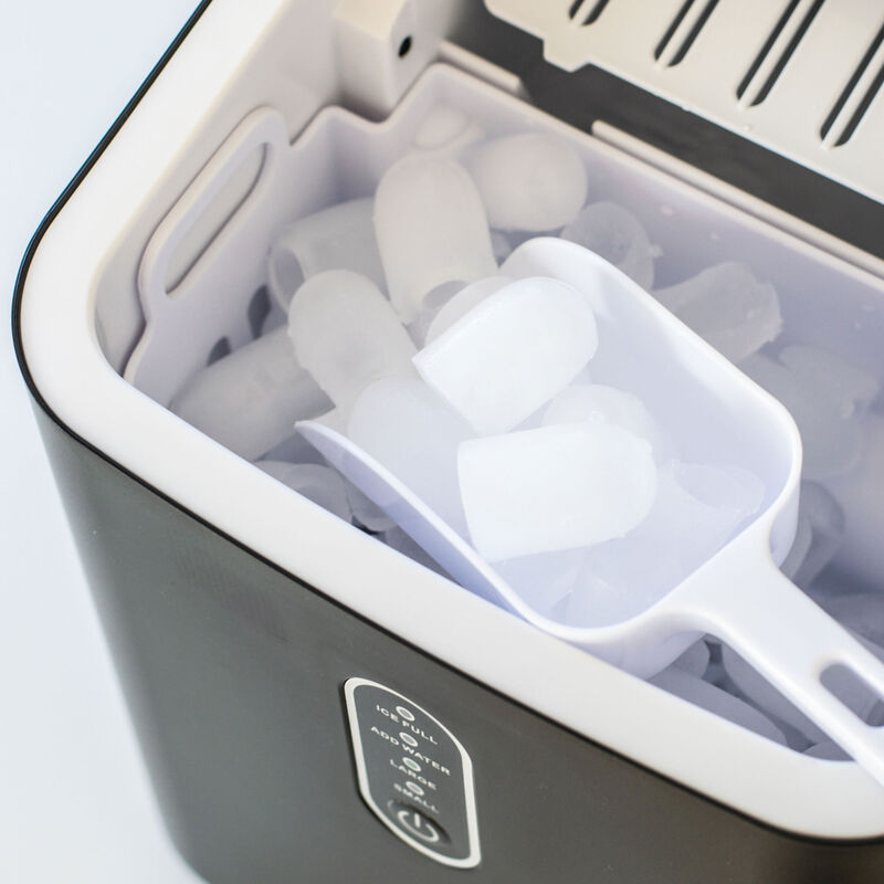 Jääpalakone, musta