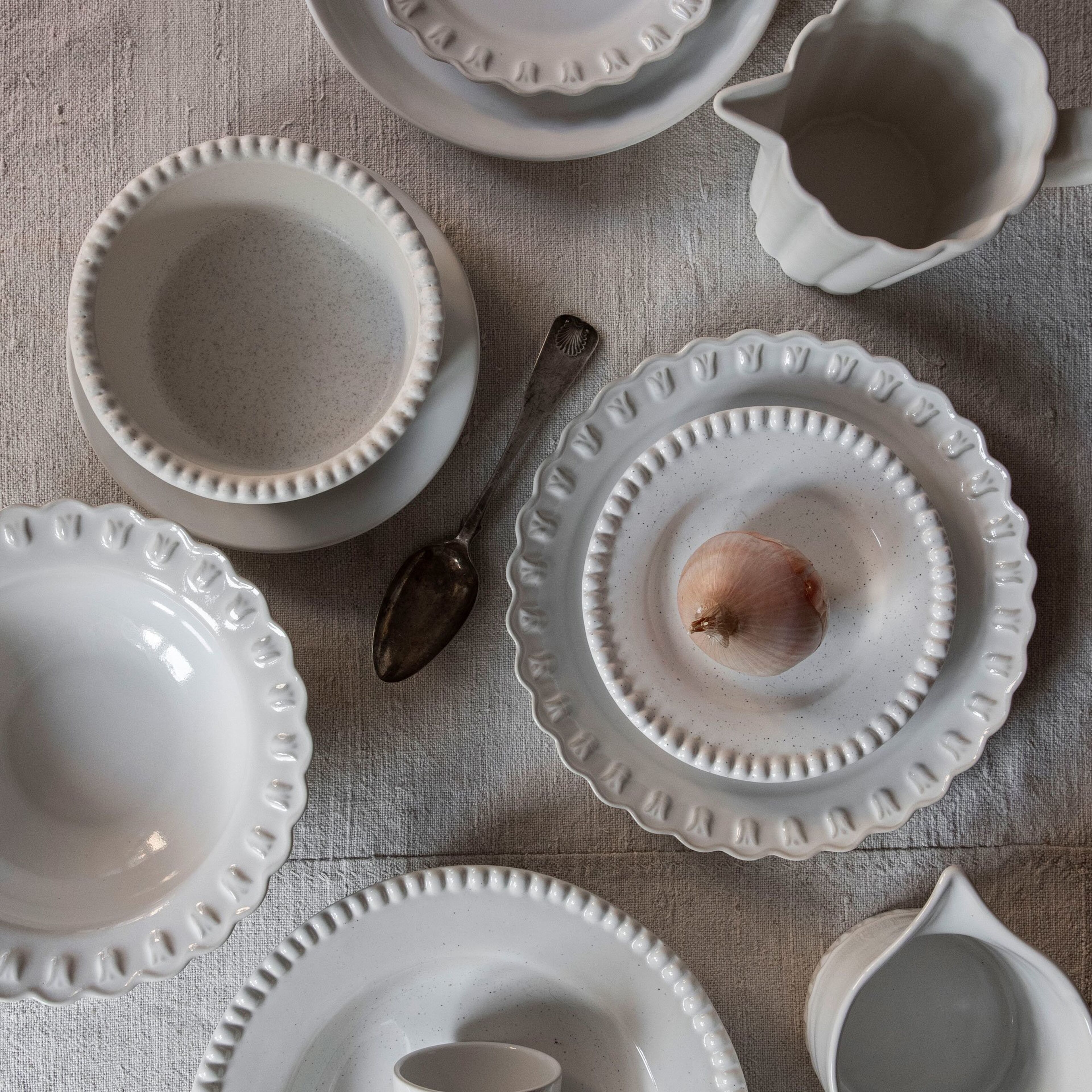 potteryjo-tulipa-tallerken-26-cm-2-pak-hvid-025501-v721-60185-4