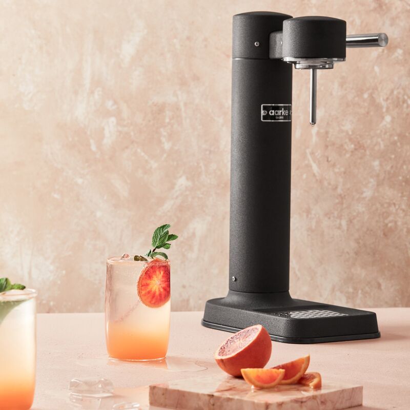 Carbonater Kullsyremaskin, svart