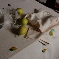 Midnatt Soda Lemon duk 330×145 cm, beige