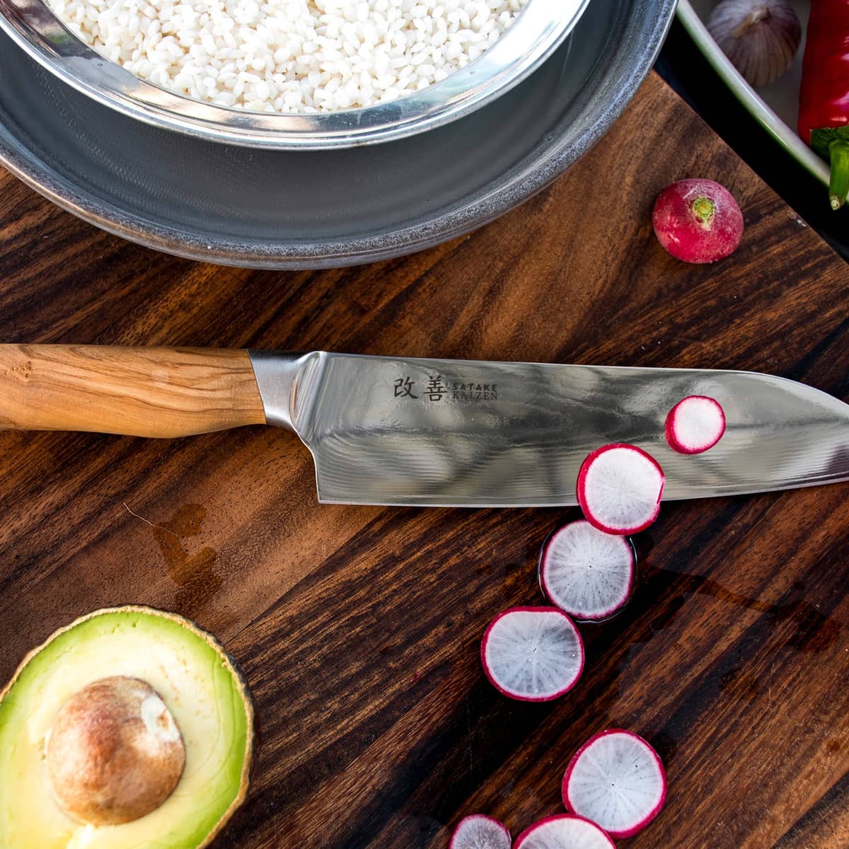 Kaizen Santoku japanilainen kokkiveitsi, 18 cm