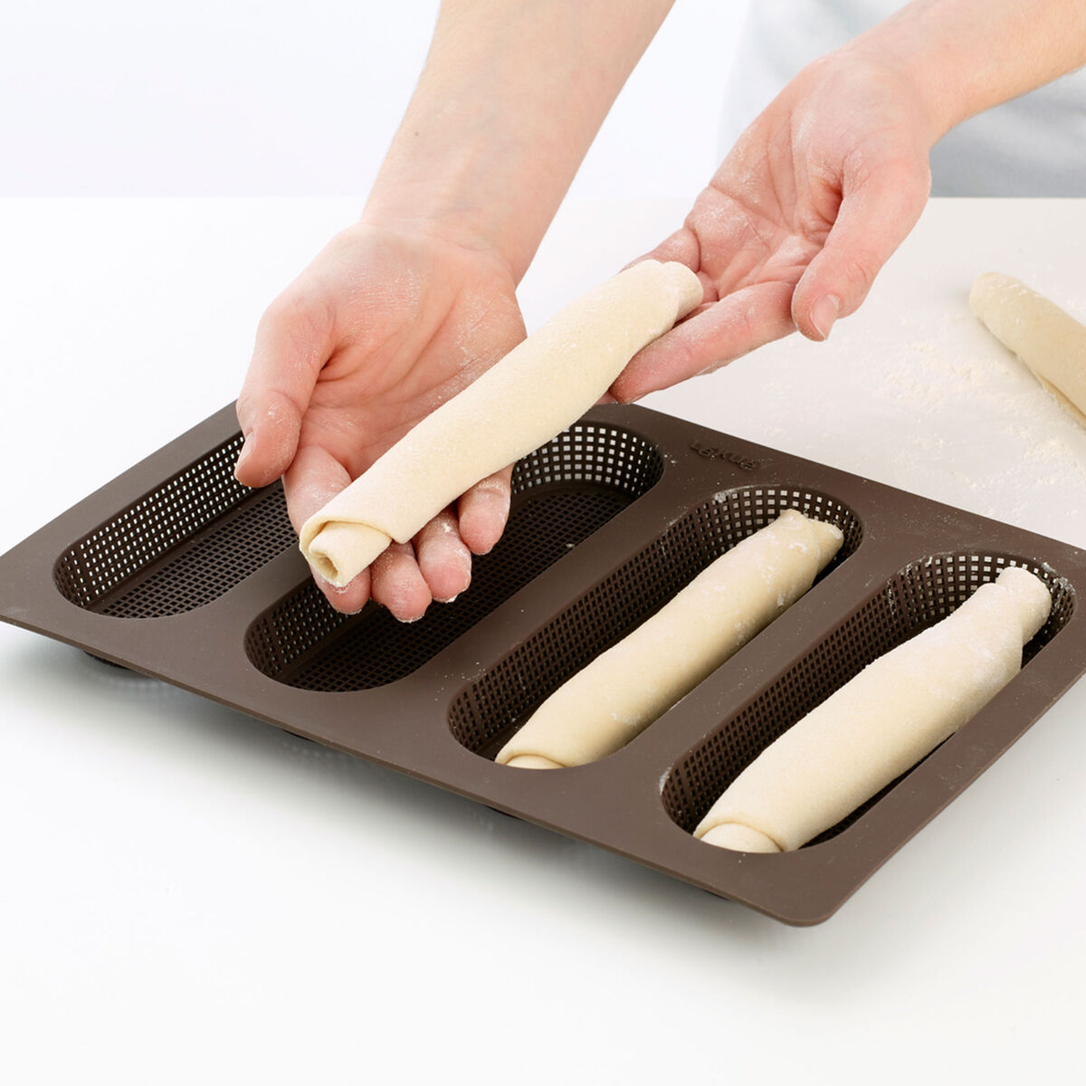 Kit för brödbakning, brun