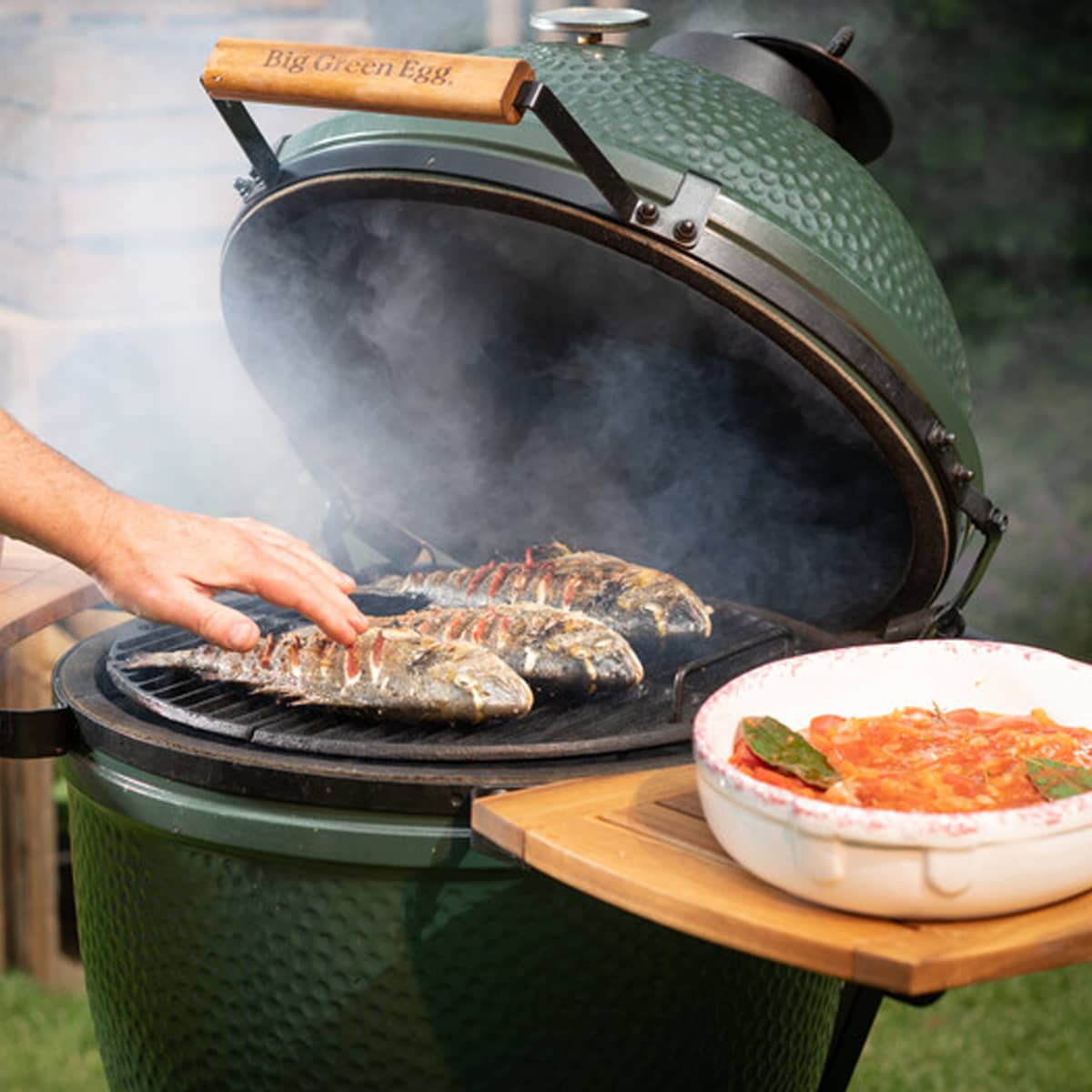 Sivupöydät Big Green Egg -grilliin