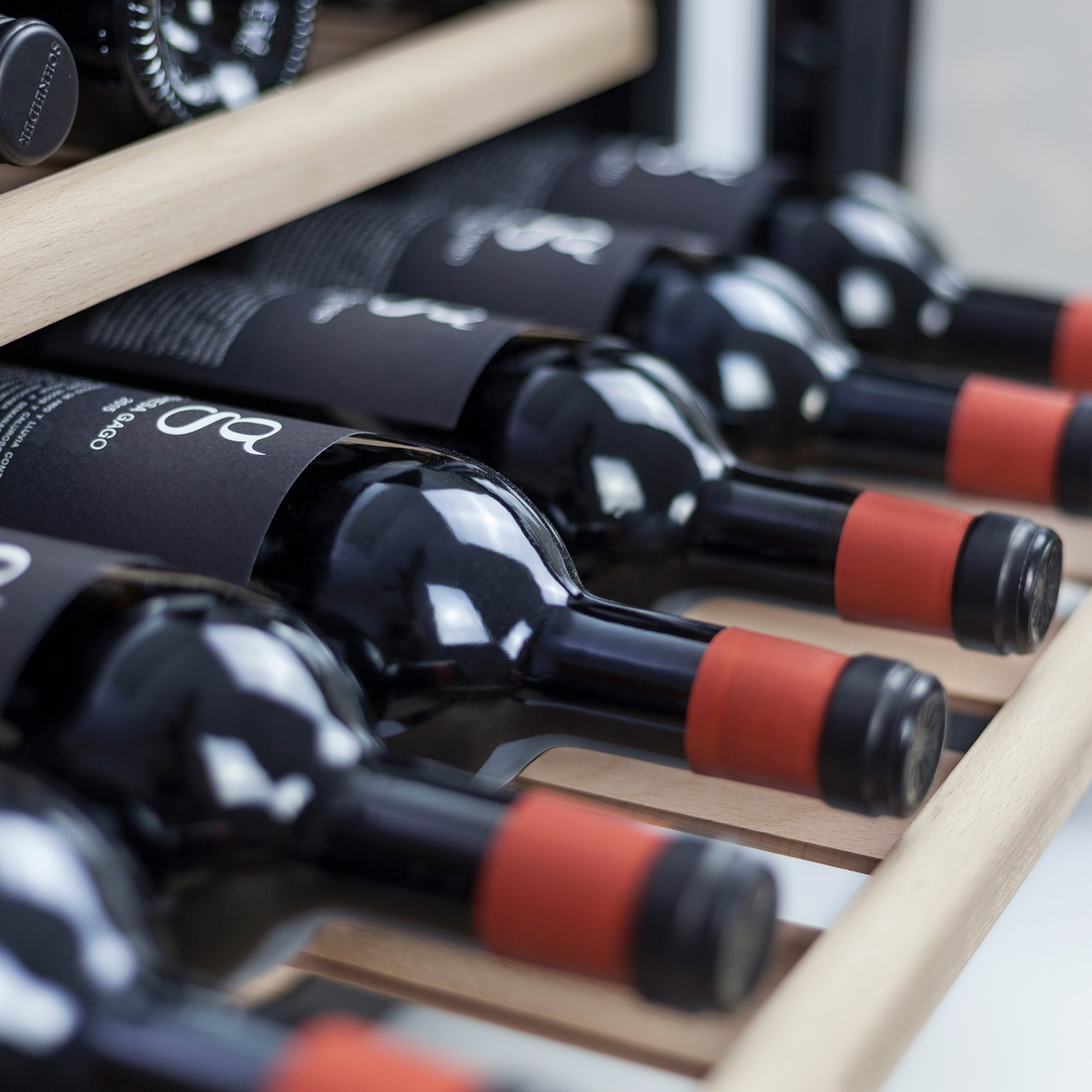 WineSafe 18 indbygget vinkøleskab