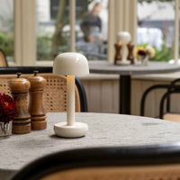 The Humble Two bordslampa, ivory