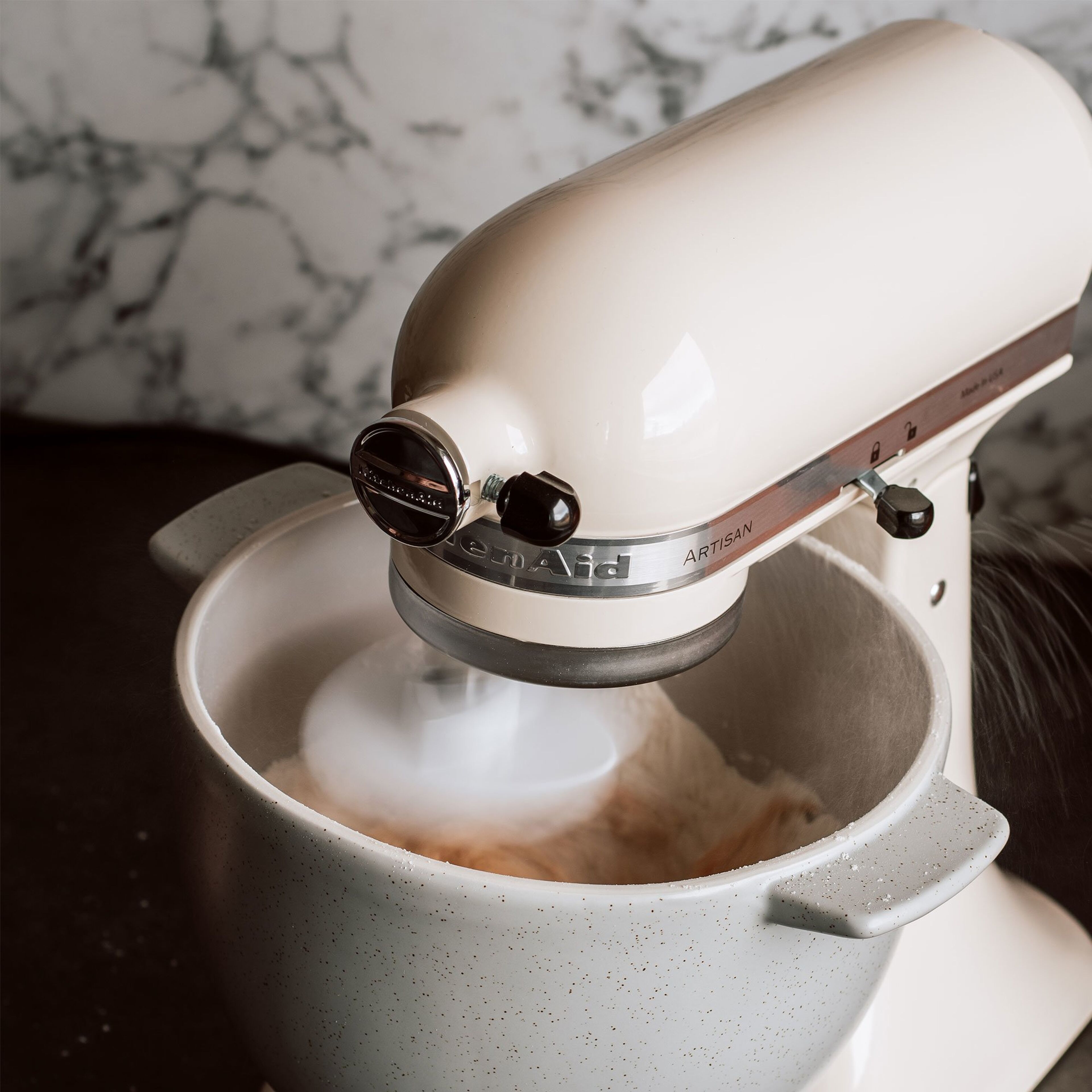 kitchenaid-artisan-ksm125eac-roeremaskine-creme-5ksm125eac-12058-9