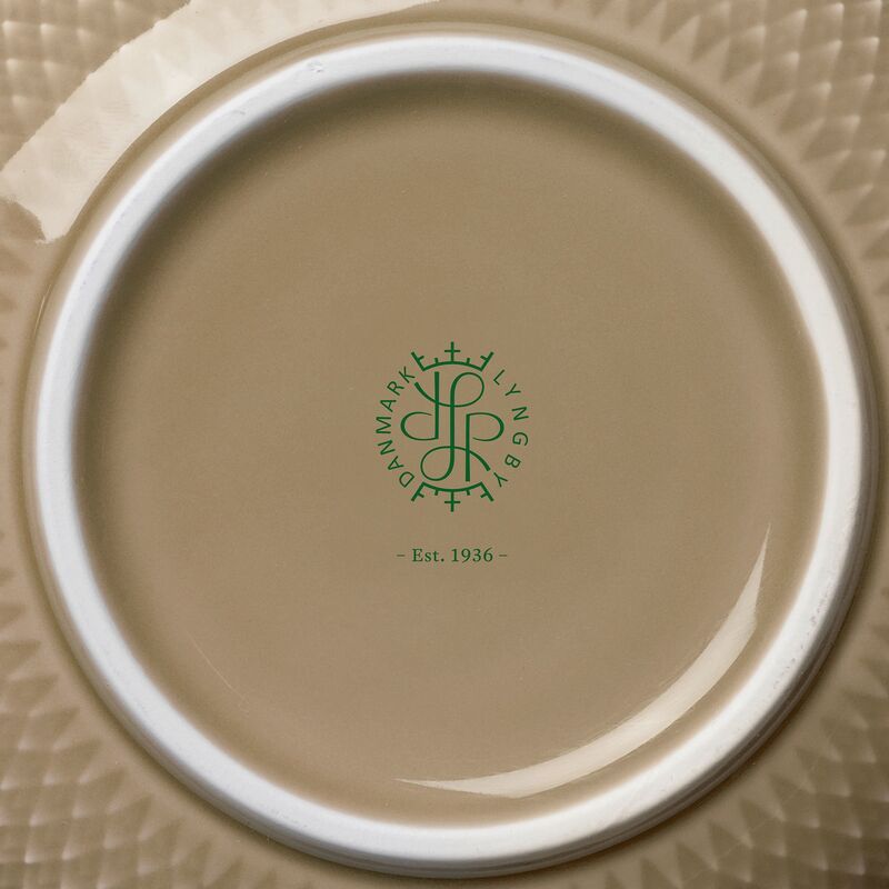 Rhombe Earth tarjoilukulho 17,5 cm, clay