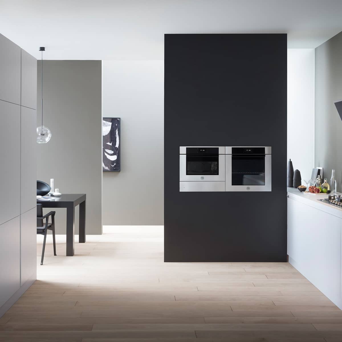 F457MODMWTX Modern kombiovn med mikroovn, rustfrit stål