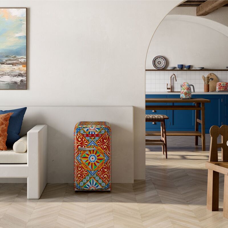 FAB5RDGC5 D&G Divinia Cucina vapaasti seisova jääkaappi 73 cm 