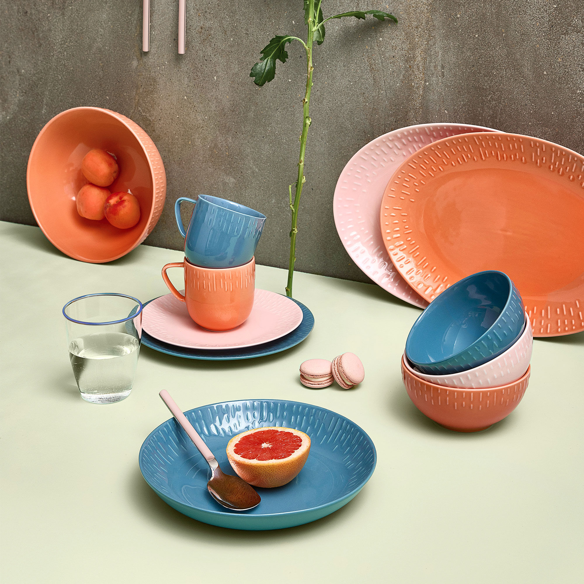 Confetti tallerken 24 cm, blueberry