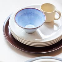 Yuka frokosttallerken, offwhite, pakke med 2