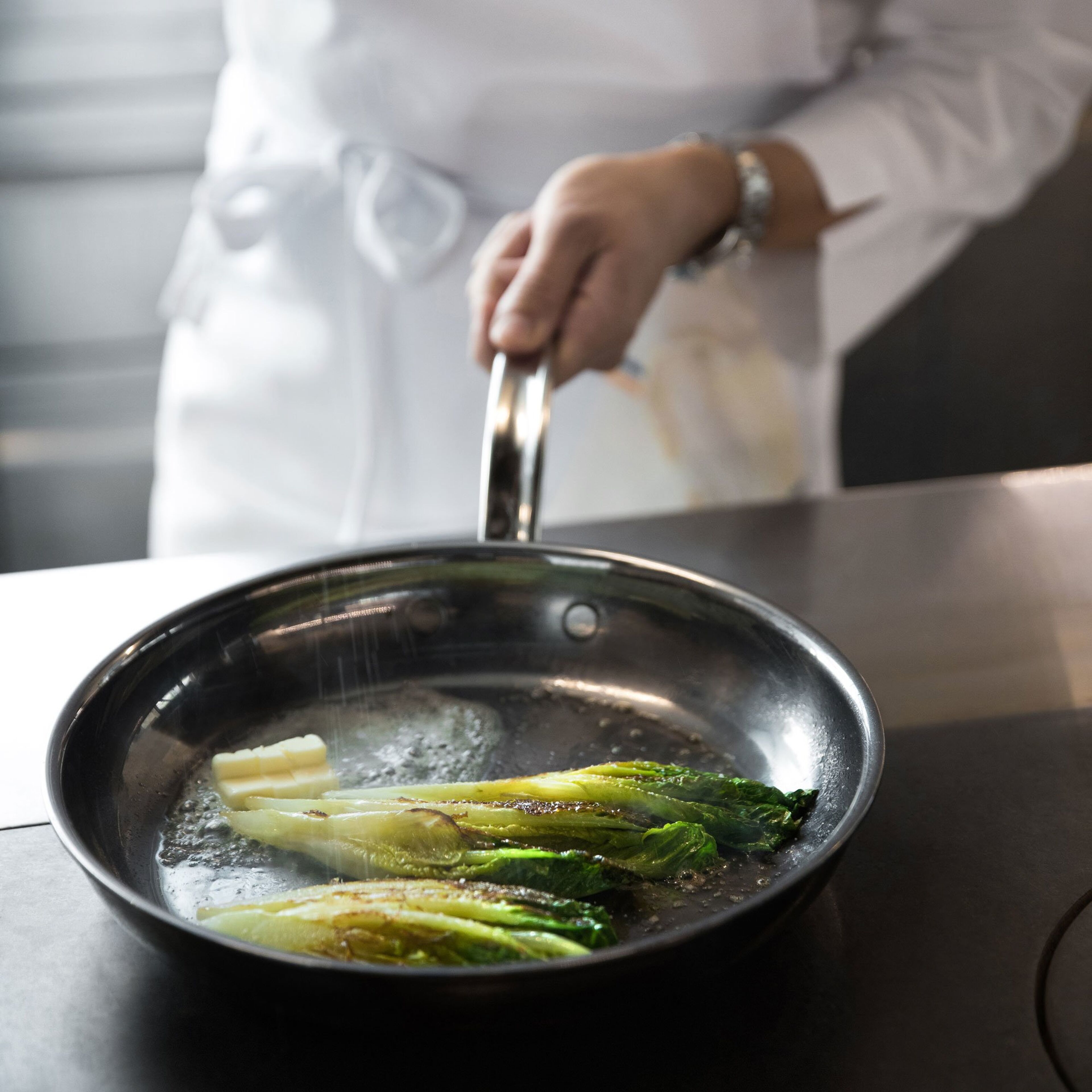 hestan-nanobond-stegepande-22-cm-titanium-60029-25157-6