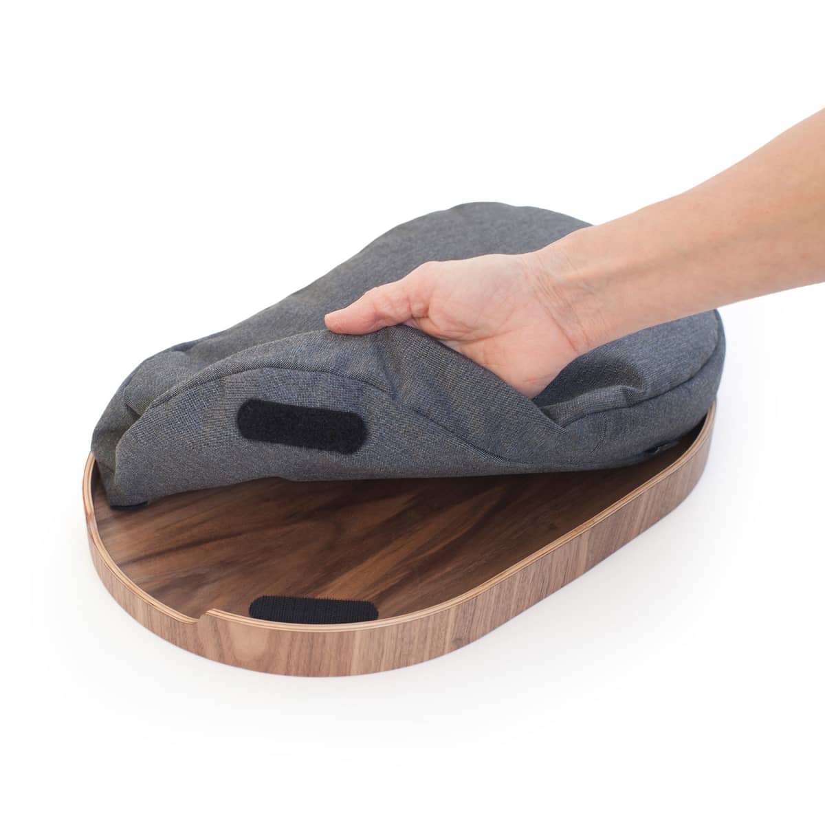 CurveLine Laptray knäbricka med anti-slip, medium, valnöt