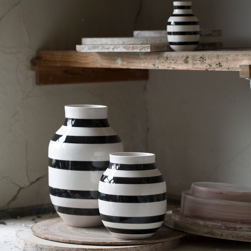 Omaggio Vase 305 mm Svart