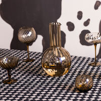 Opacity karaff 1,9 liter, brun