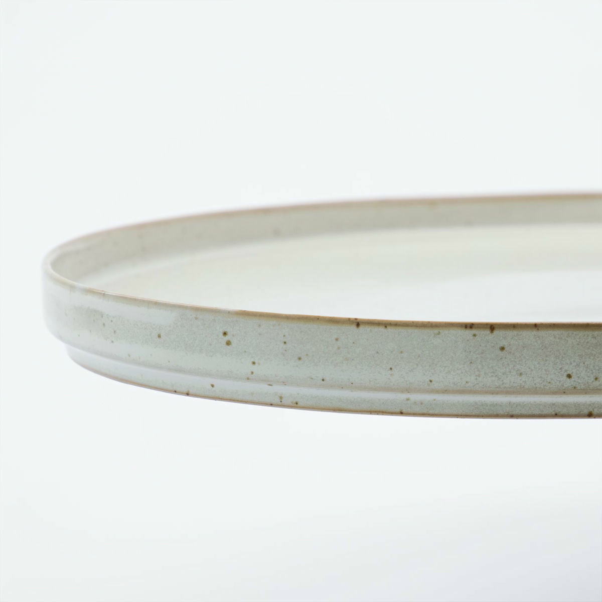 Pion serveringsfat 31 cm, grå/vit